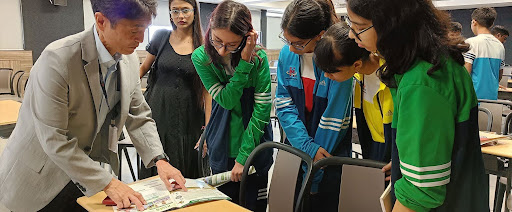 Students engaged in collaborative and hands-on classroom learning