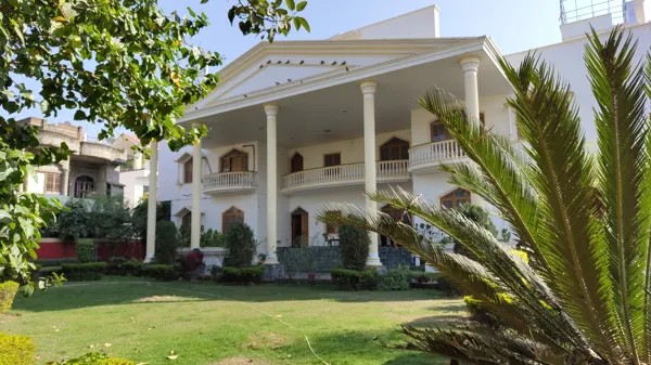 The campus of Sunbeam World School